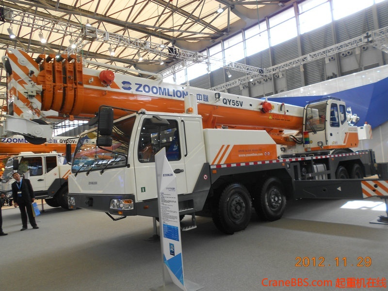 室内中联起重机