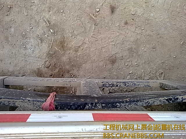 201207081183.jpg