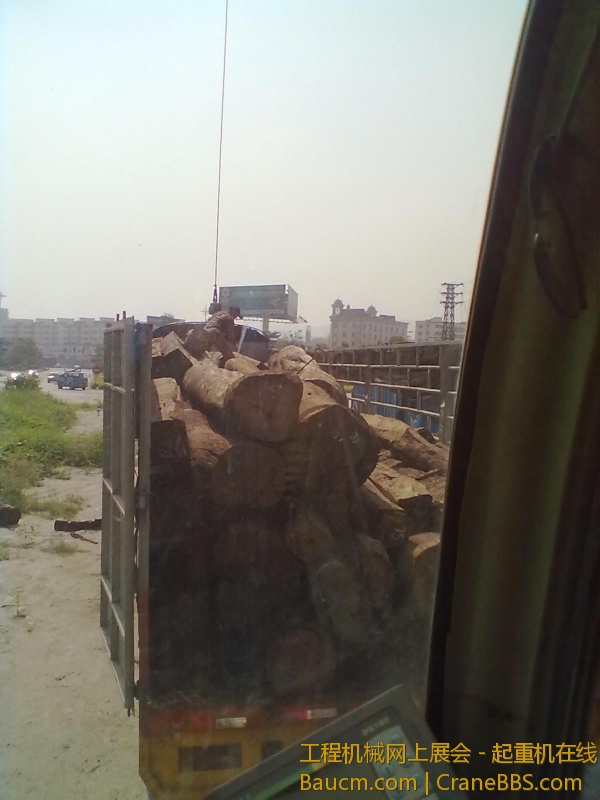 20120928374.jpg