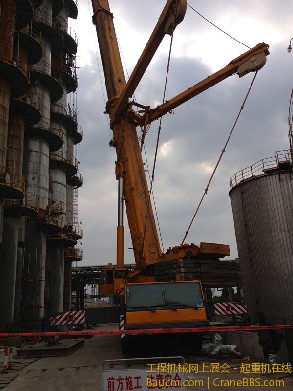 工作 028_副本.jpg