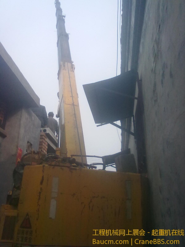 只能转到这里  楼板刚刚能放到屋子上