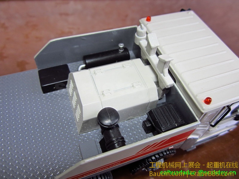xy13021820.jpg