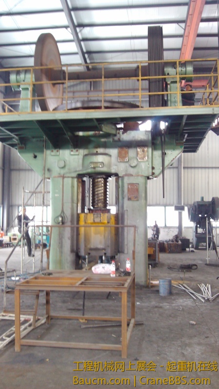 1600T 摩擦压力机分体式