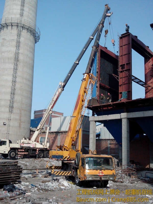 现场距离远点没办法用俩车安全些