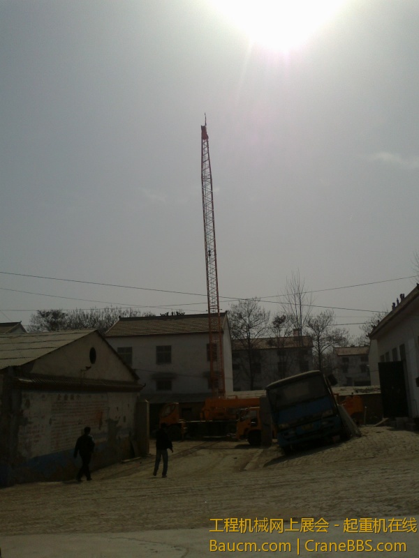 接下来去新源老厂看看,一进门就发现了这家伙!