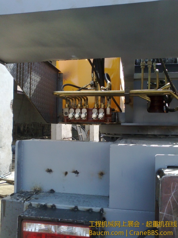 管路布局看着还可以,不知道耐久不?