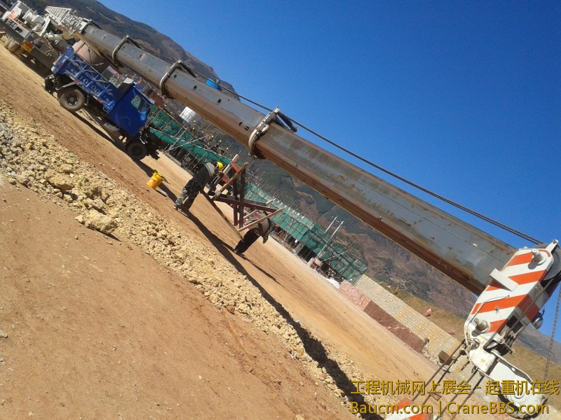 25v532大臂上加黄油嘴