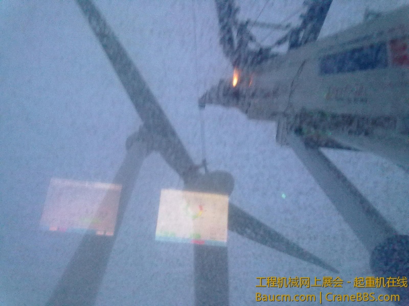 凌晨 光线不好 呵呵电话也不好