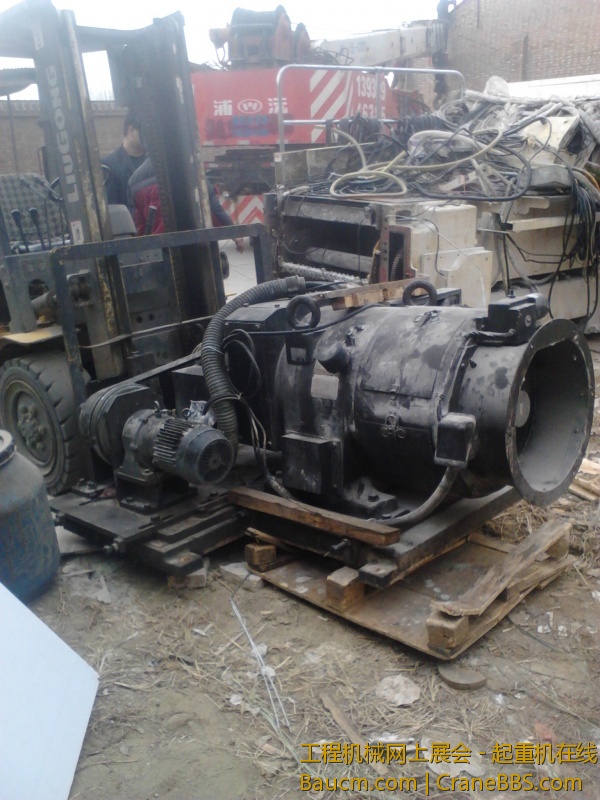 七色印刷机的核心，小日本产物 重量2吨左右 (2).jpg