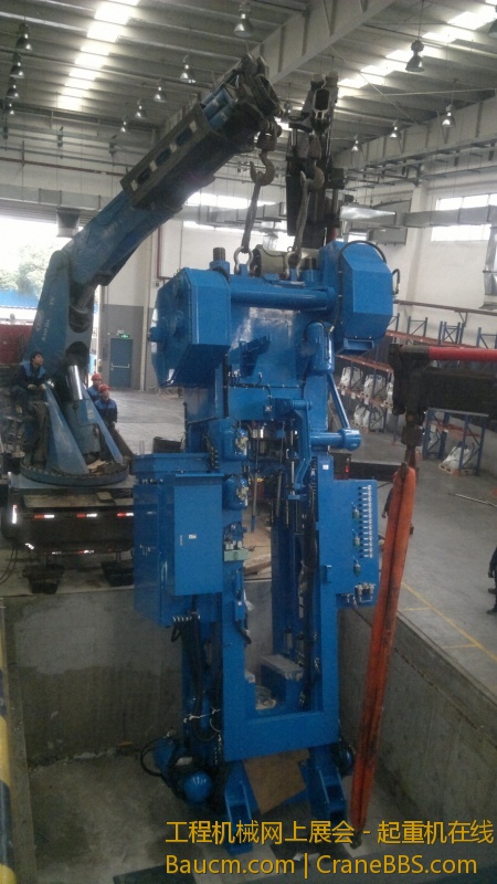 1000万元的压机吊装