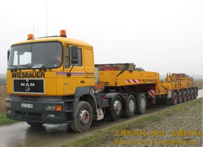 MAN的老拖头拖板是Goldhofer 6轴低板.jpg