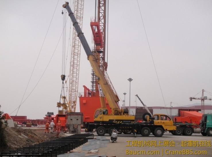 这台50吊的就是铁板。