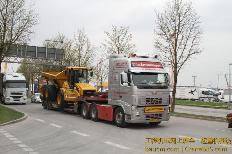 14272232js.jpg