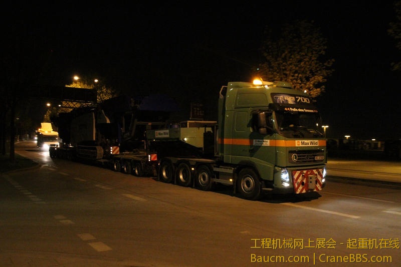 14272335qd.jpg