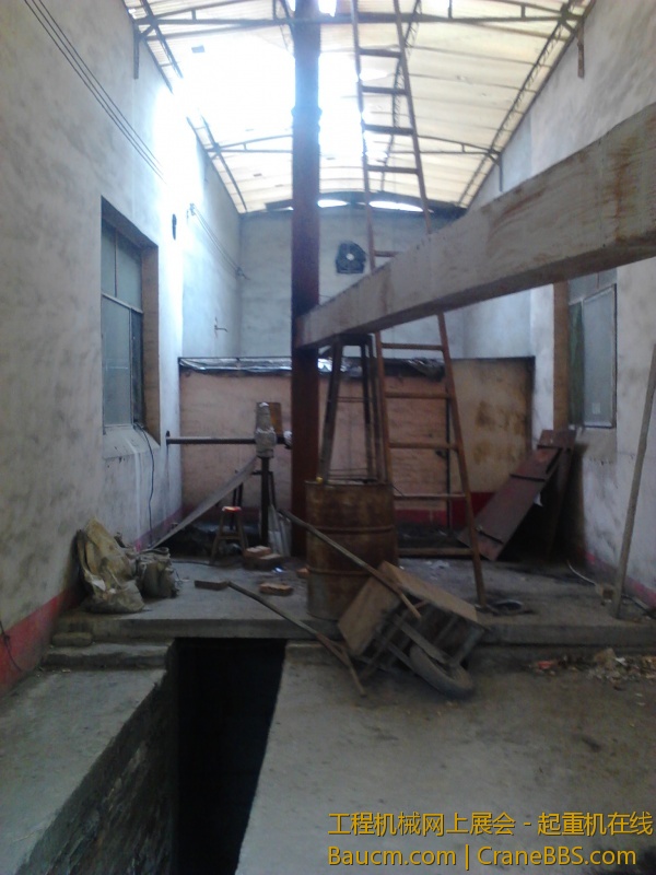 狭窄之地立烟囱憋屈 (3).jpg