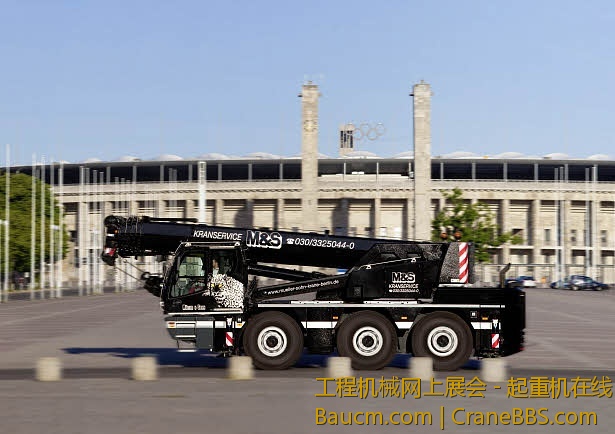 LTC_1045-3_1_Olypmpiastadion_12686-0_W615H615.jpg