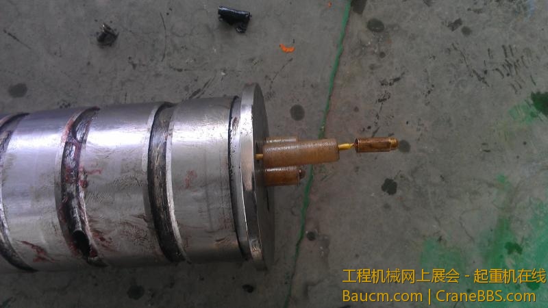 150W烙铁熔化铜柱接头，重焊电线