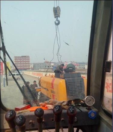 三一80泵车
