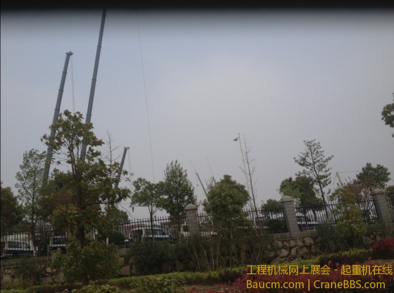 离开厂区.jpg