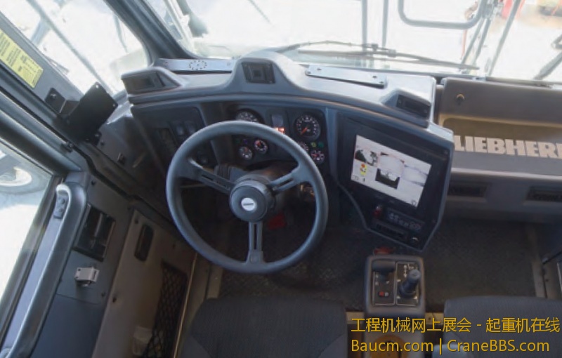 T284驾驶室.jpg