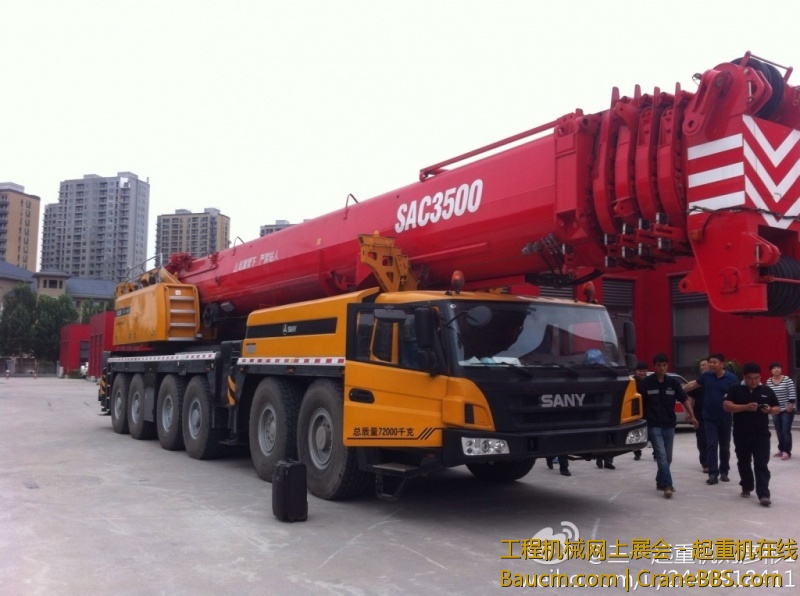 三一350吨从长沙一路开到沈阳了 (20).jpg