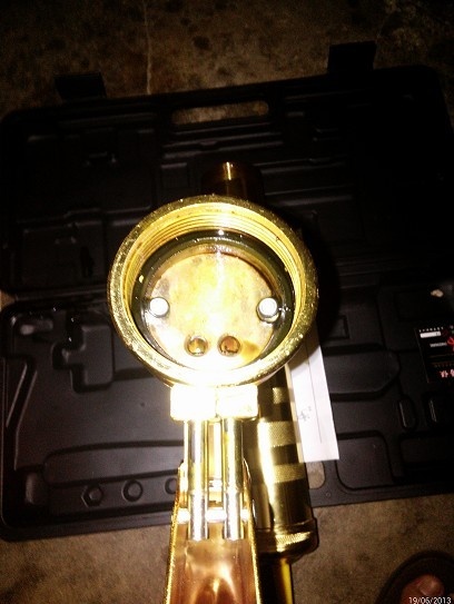 上盖子还挺厚实