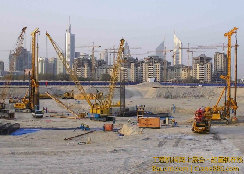 迪拜塔施工1.jpg