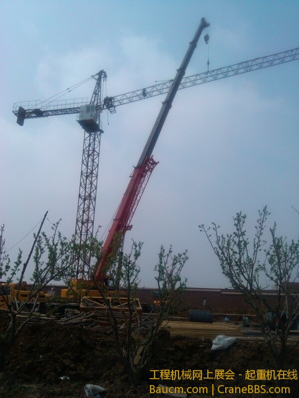 好久没装过这么小的塔吊了，猜猜多大的？