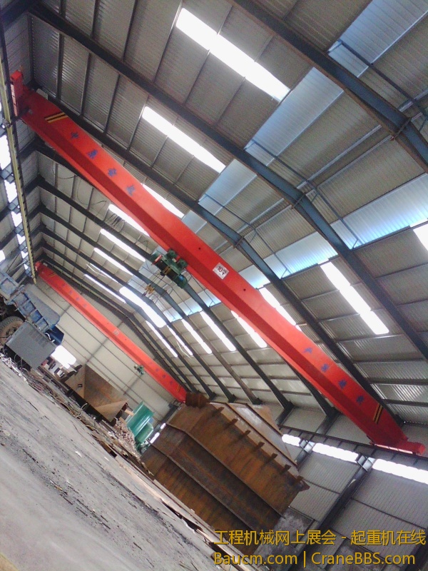 就这家伙3.6吨 大小勾翻个