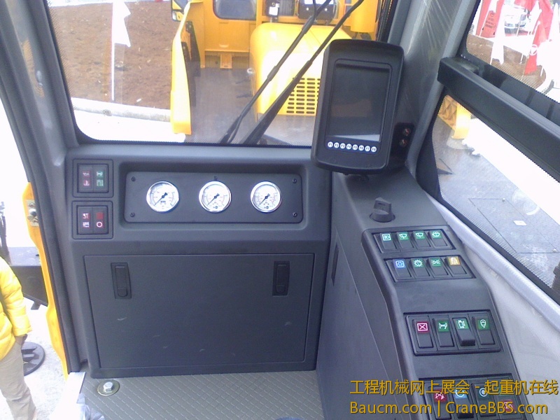 IMG0228082002.jpg