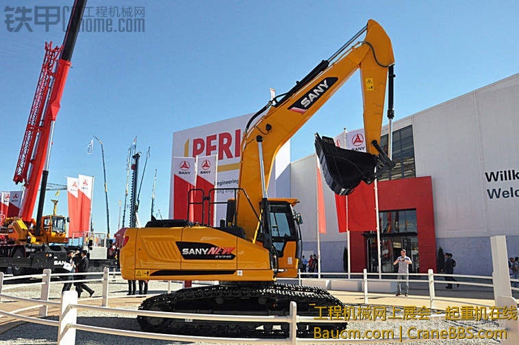 保时捷设计的三一挖机 (1).jpg