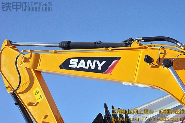 保时捷设计的三一挖机 (3).jpg