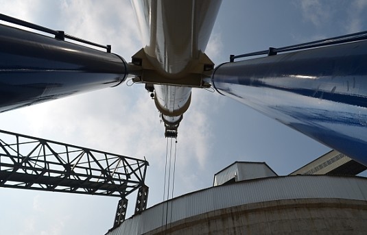 导弹发射也是这个姿势