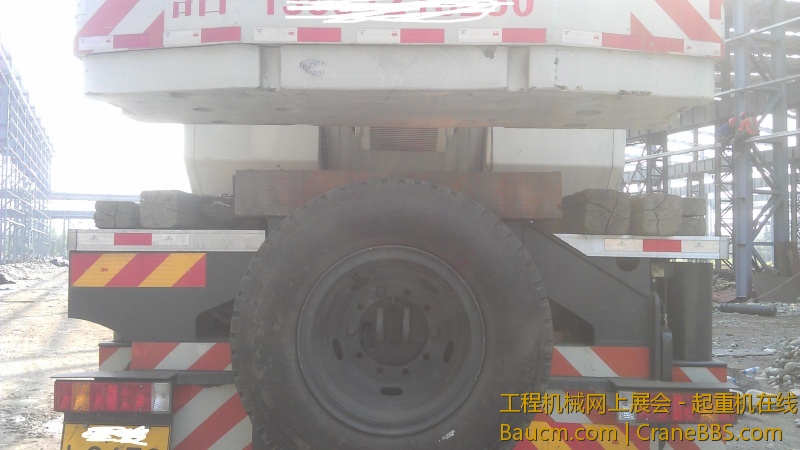配重上其··