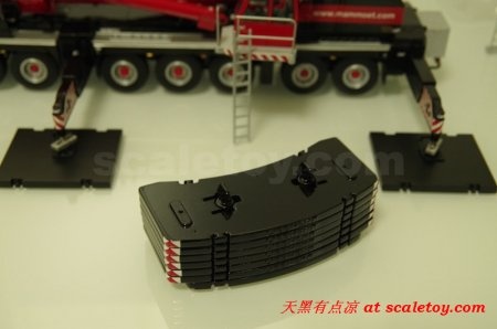 24447__450x_th13062563.jpg