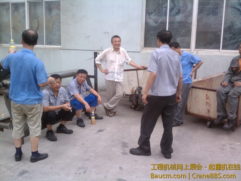 起重工们