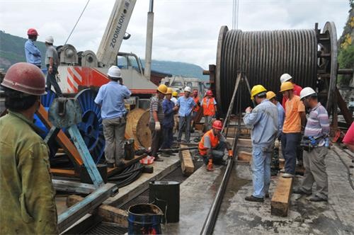 电站坝头换揽索