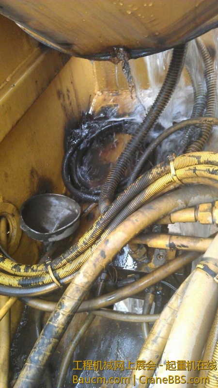 臂没收完  水都装满了