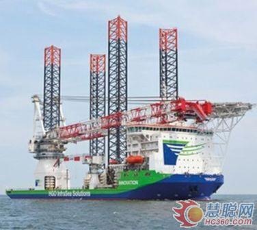 利勃海尔推出世界首台重型海上起重机.jpg