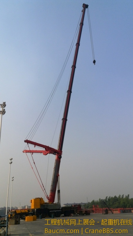 辛勤的同事们顶着七月的烈日，争分夺秒调试SAC6000. 兄弟们辛苦了！.jpg