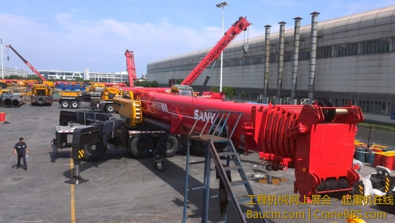 辛勤的同事们顶着七月的烈日，争分夺秒调试SAC6000. 兄弟们辛苦了！1.jpg