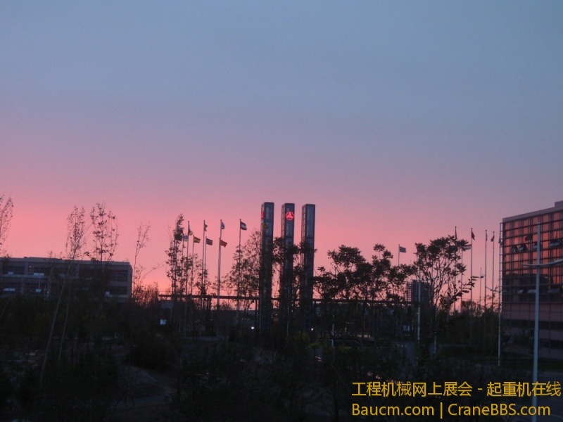 三一西北重工新疆.jpg