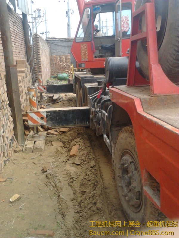 20吨摩擦压力场地真不行 (3).jpg