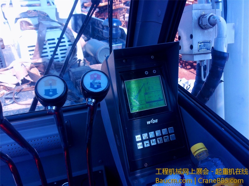 中联近距离短大臂超载是猛··不过也怕人