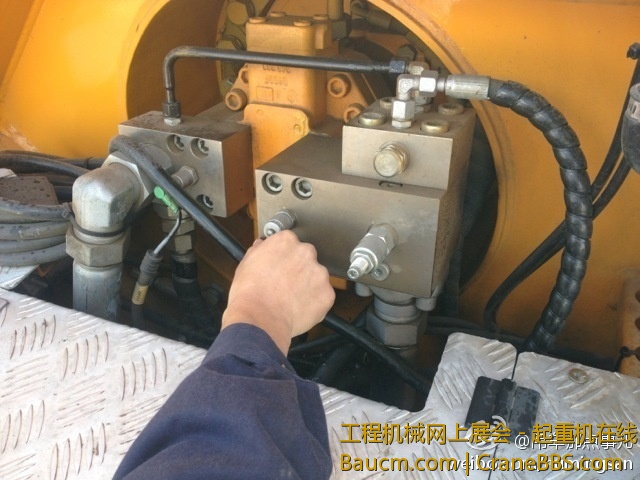 7011bc8fjw1e5fxp0xpfgj20hs0dc40p.jpg
