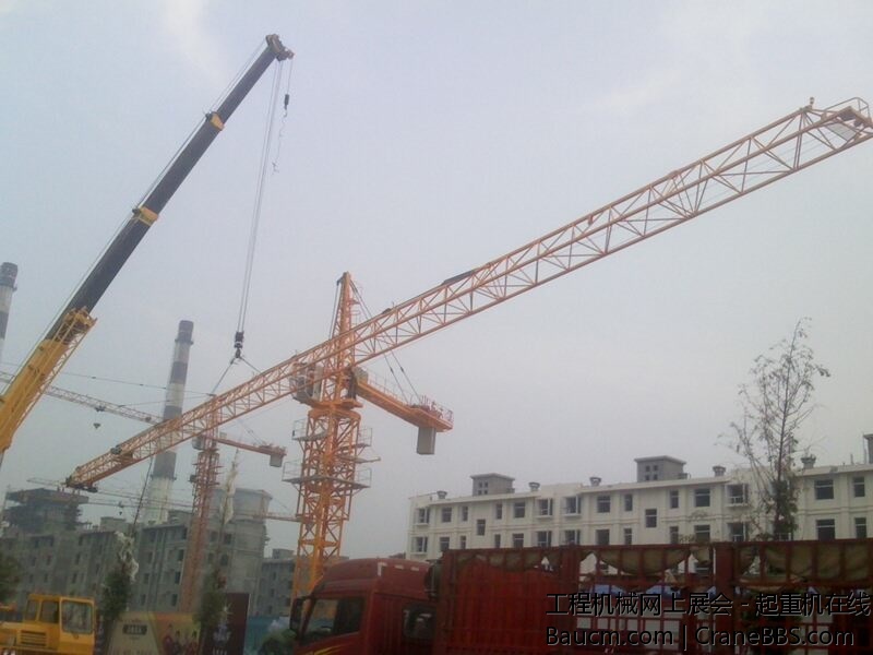 司机技术高，路人拍手叫