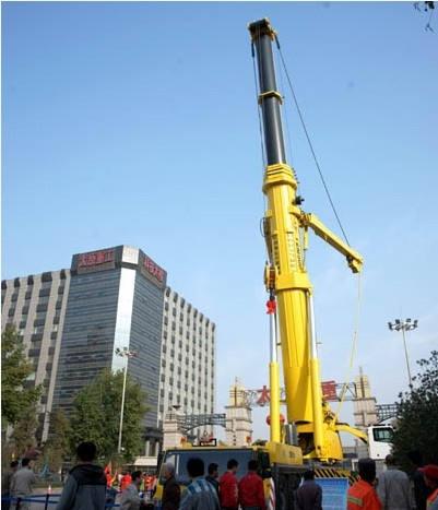 TZM500全路面起重机.jpg