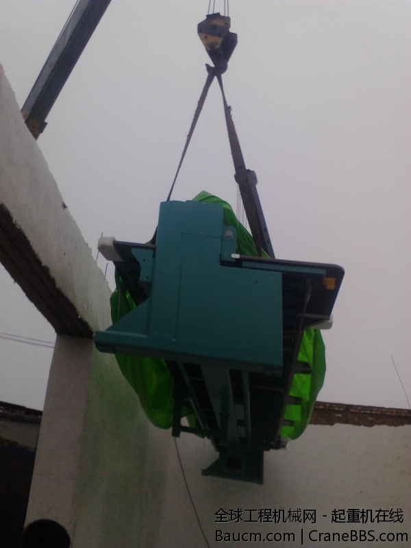 俩八吨合抬绣花机 (11).jpg