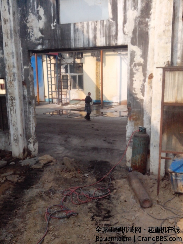 车在这里进来的