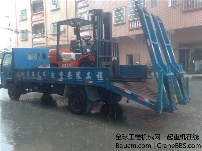 专业叉车运输车
